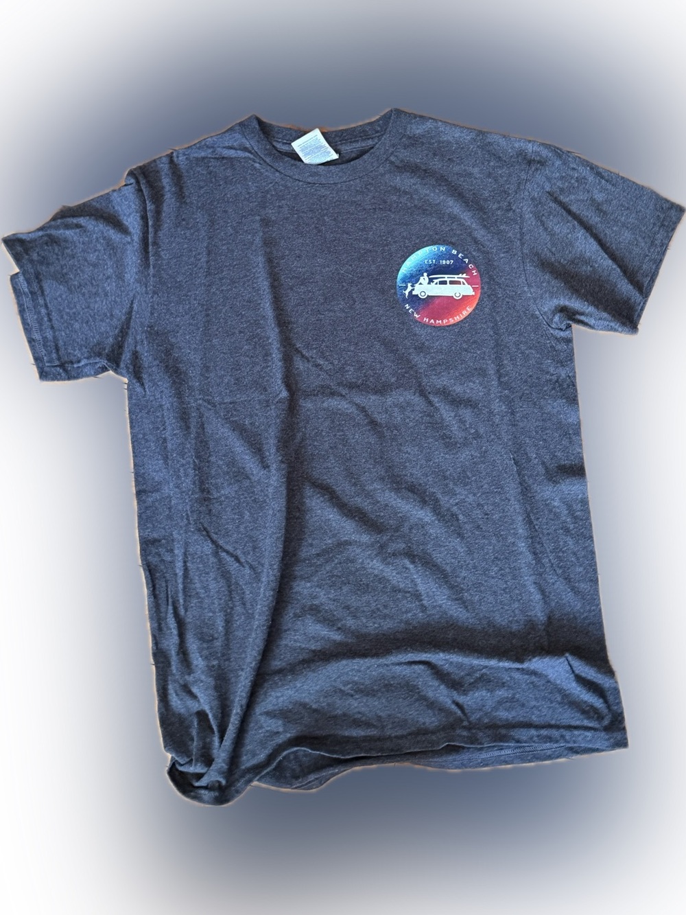 Delta Men’s Heather Navy Short Sleeve Tee with Blue and Red Van Badge Size Small
